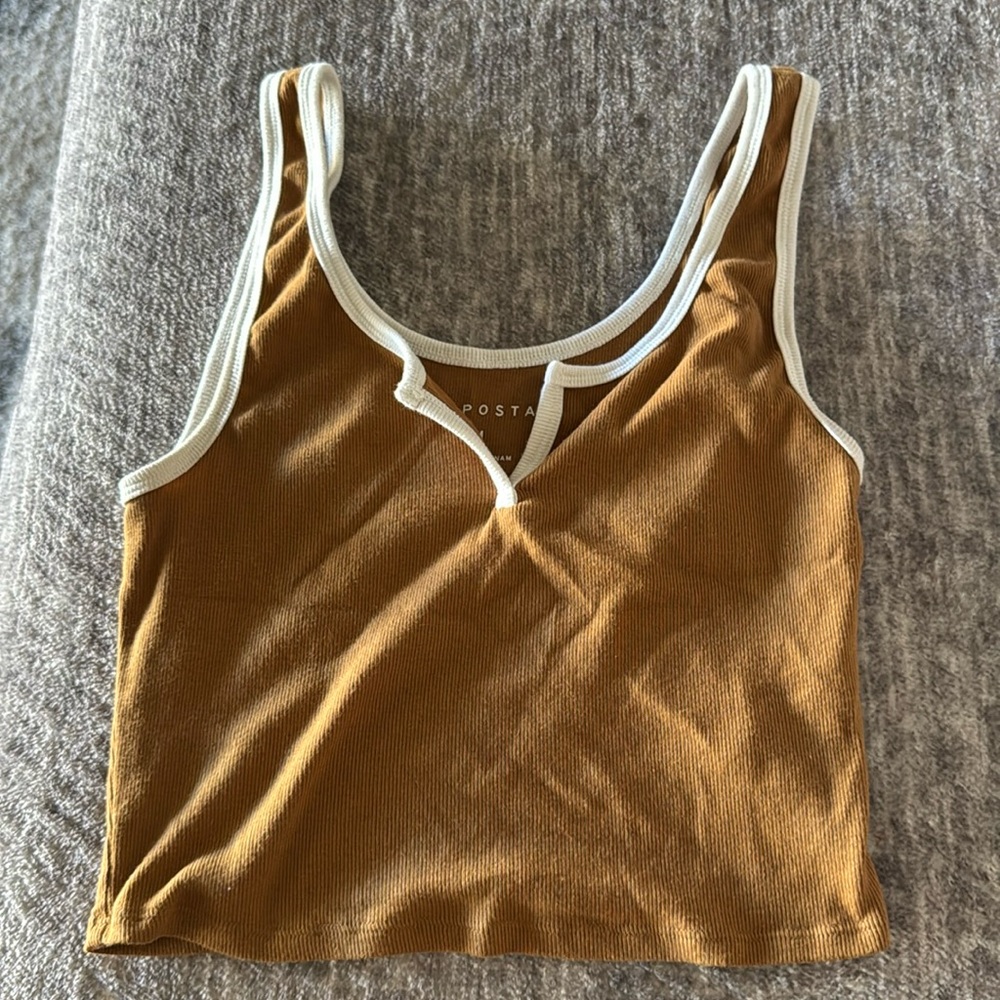 Brown cropped tank top/crop top